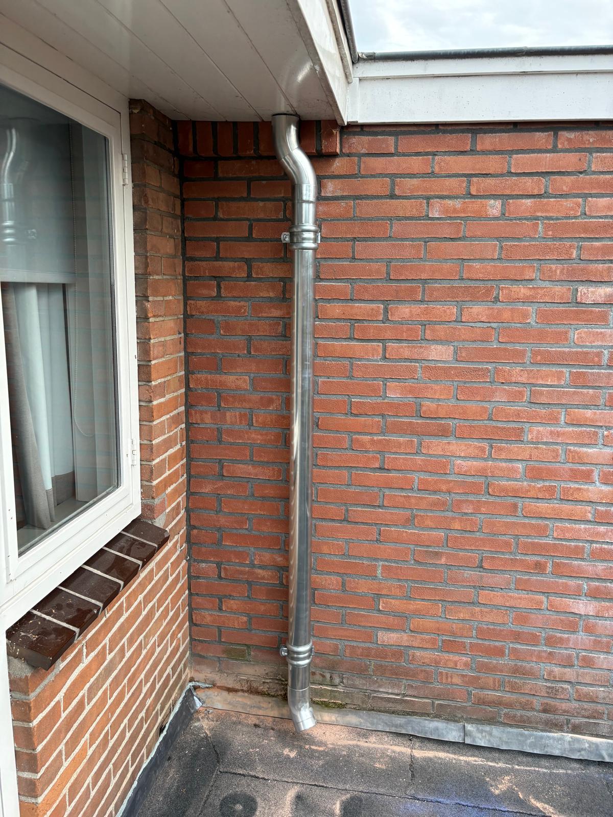 Zinken hemelwaterafvoer Alkmaar