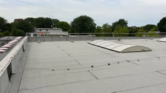 Nieuwe dakbedekking Sportvibes Delft