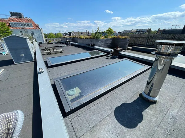 Daken en woningen in Amsterdam, Noord-Holland